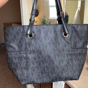 Michael Kors Signature Black Tote